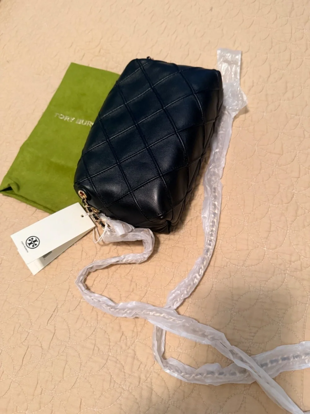 NEW Tory Burch Fleming Soft Black Quilted Leather Crossbody Bag